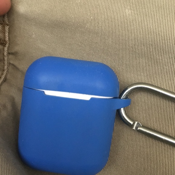 Apple airpods! Gen 2 iMac Apple computer! - Picture 4 of 4